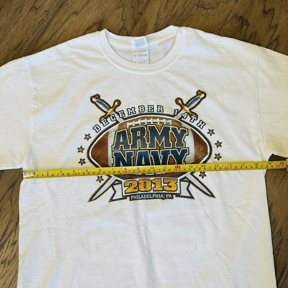 Army Navy Rivalry Shirt Men's Medium Football PA December 14 2013 Military NCAA